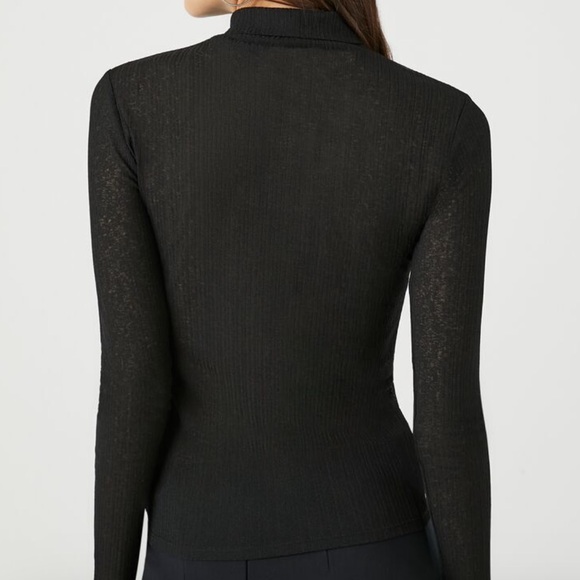 NWOT Fitted Sheer Turtleneck Top Sz XS - Black - Picture 2 of 5